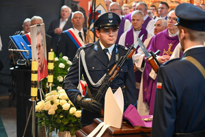 Uroczystości pogrzebowe Kapelana Księdza Infułata Stanisława Kotowskiego.