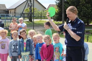 powtarzamy przejście przez pasy z sygnalizacją świetlną