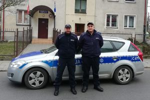 policjanci