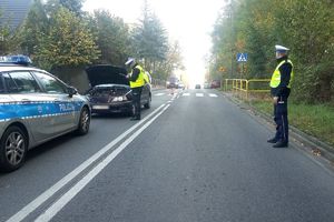 policjanci na miejscu zdarzenia