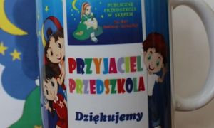 kubek z napisem &quot;przyjaciel przedszkola&quot;