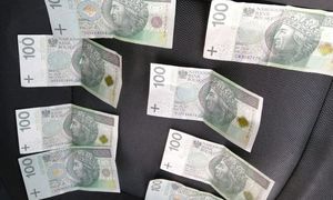 banknoty 100 złotowe