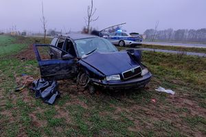 zdjęcie auta po wypadku