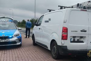 radiowóz i kontrolowany pojazd