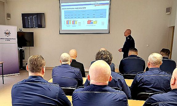 odprawa roczna w KPP w Lipnie